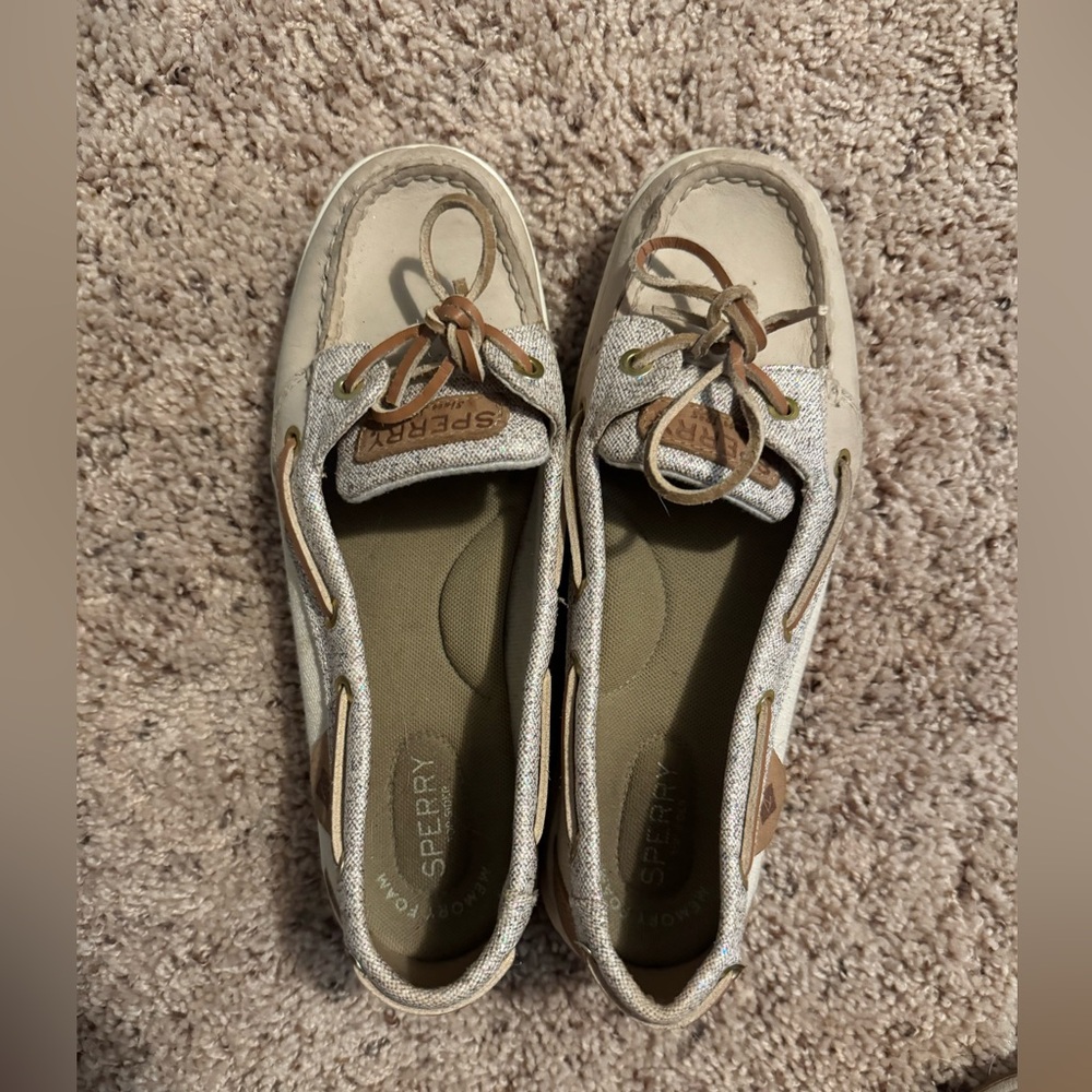 Sperry Classic Tan and Cream Boat Shoes